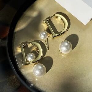 🔆 inspired earrings Dior